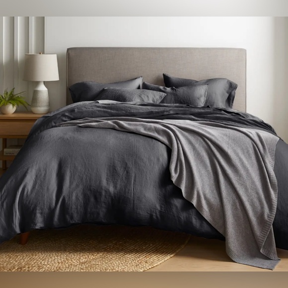 Quince European Linen Duvet Cover Set color: Charcoal size: full/queen - Picture 4 of 10